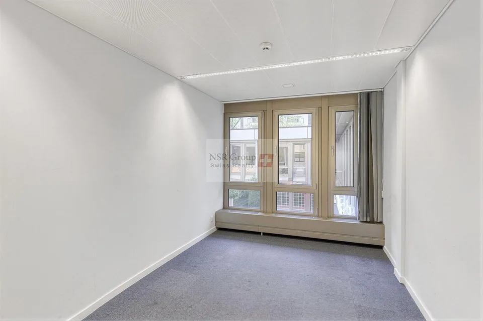 Arcade Gewerbeimmobilie 538 m² + 100 m² Lager - Januar 2027 – Foto 9 von 13