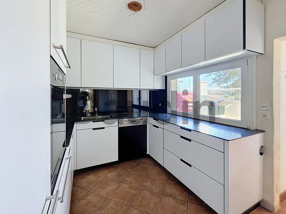 7 Zimmer Einfamilienhaus in Aïre – Foto 4 von 10