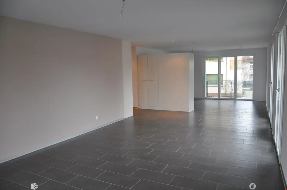 Helle 4.5 Zimmerwohnung mit 2 Balkonen – foto 3 di 11