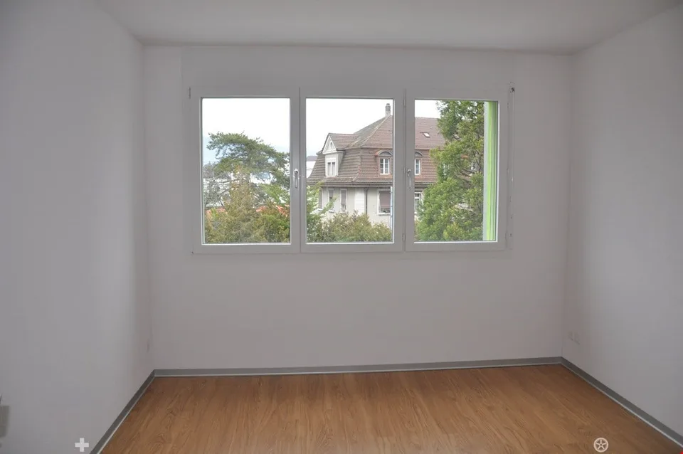 Helle 4.5 Zimmerwohnung mit 2 Balkonen – foto 7 di 11