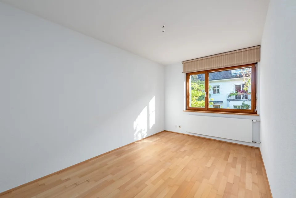 Maison de famille charmante de 5,5 pièces dans un quartier calme à Bâle – photo 7 sur 24