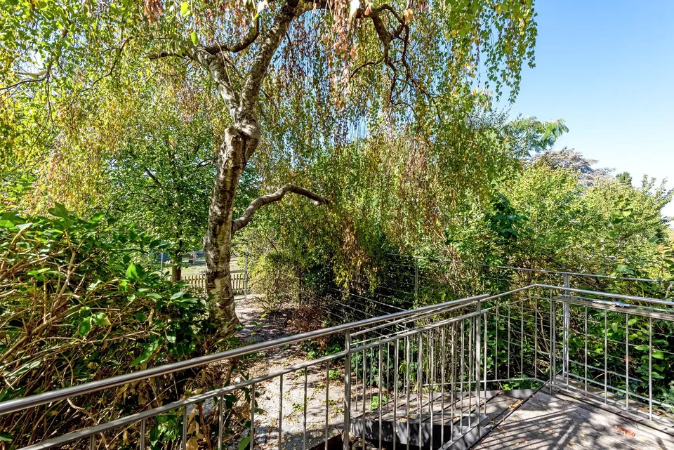 Maison de famille charmante de 5,5 pièces dans un quartier calme à Bâle – photo 23 sur 24