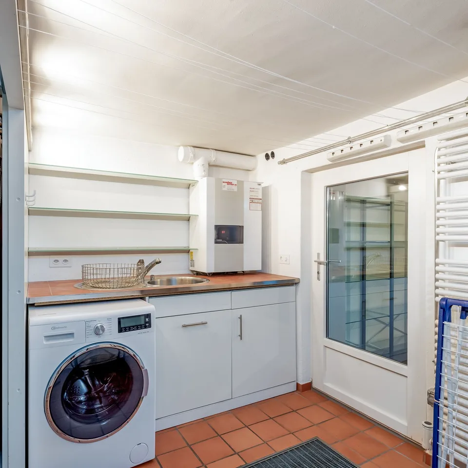 Maison de famille charmante de 5,5 pièces dans un quartier calme à Bâle – photo 19 sur 24