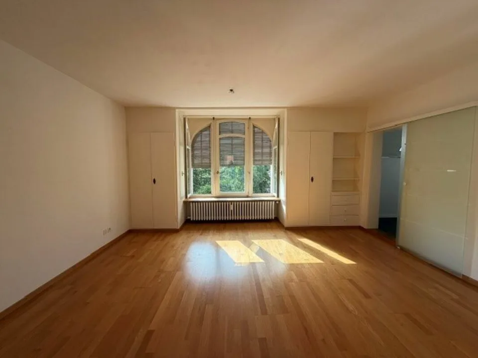 Vivre dans une villa Art Nouveau – photo 3 sur 8