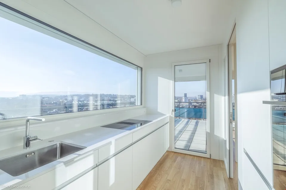 Dachwohnung im 17. OG mit Weitblick – Foto 2 von 11