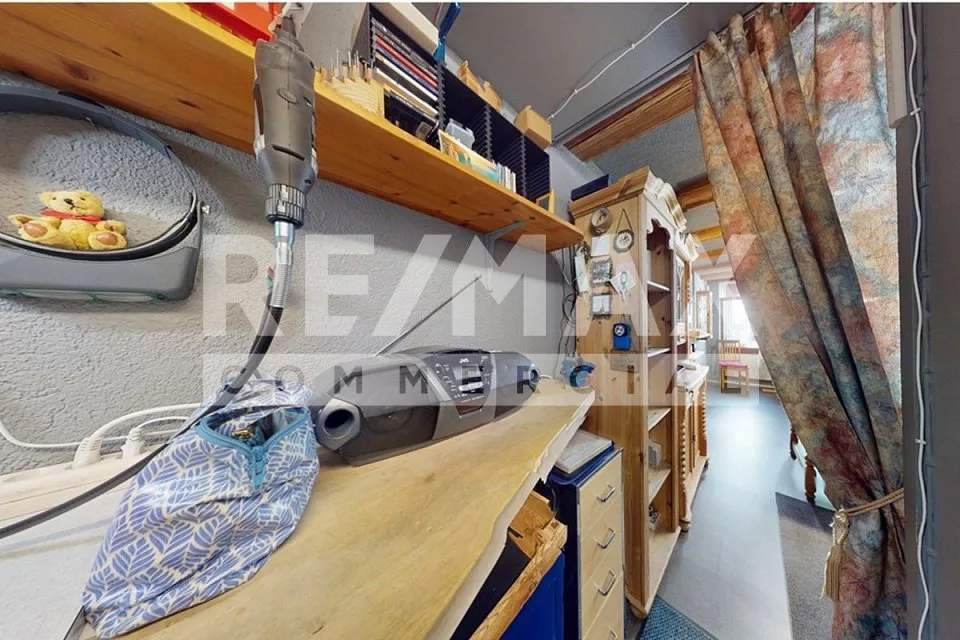 Attraktives Ladenlokal im Herzen von Nidau zentral, vielseitig nutzbar und mit Schaufenster – Foto 4 von 5