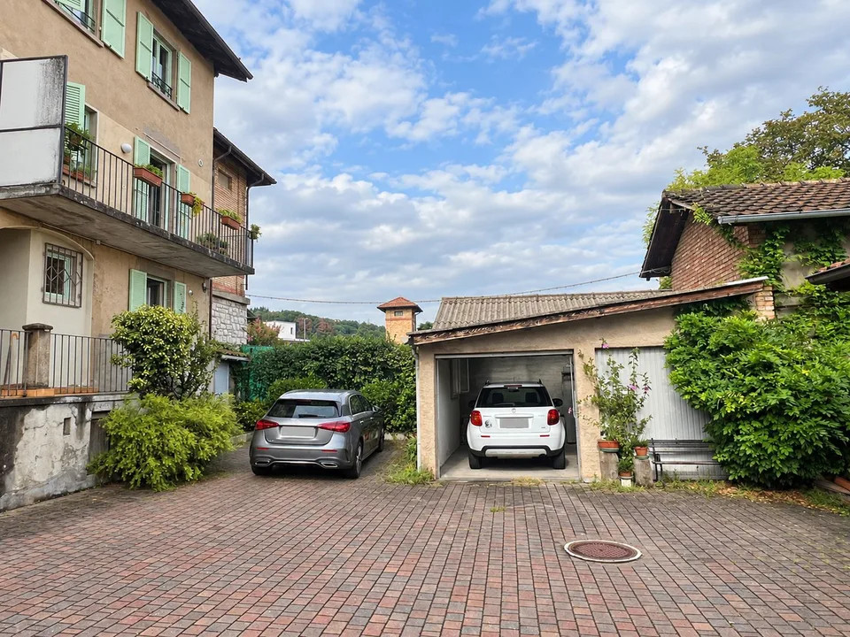 Kleines Einfamilienhaus mit Rustico und Garten zur Renovierung – Foto 19 von 19