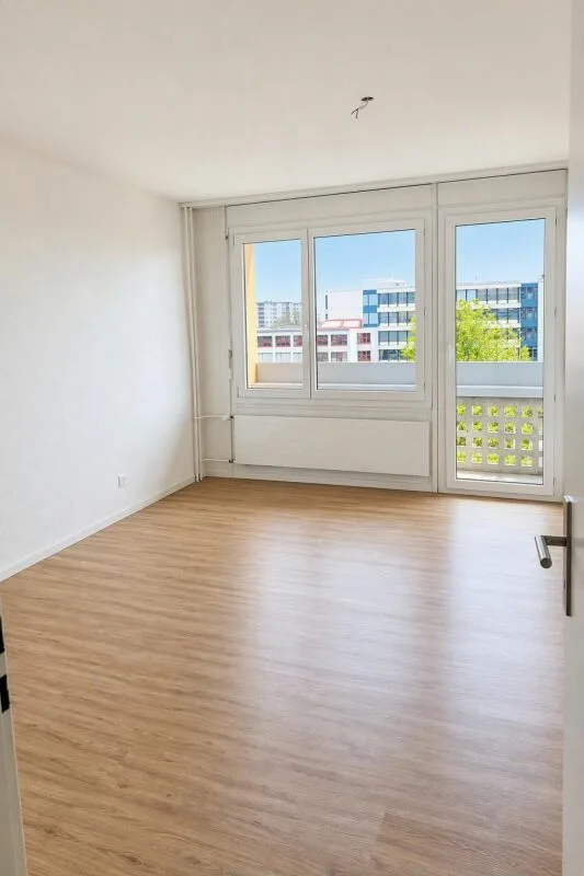Appartement attrayant de 3,5 pièces - fraîchement rénové – photo 4 sur 11