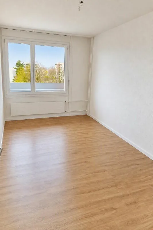 Appartement attrayant de 3,5 pièces - fraîchement rénové – photo 5 sur 11