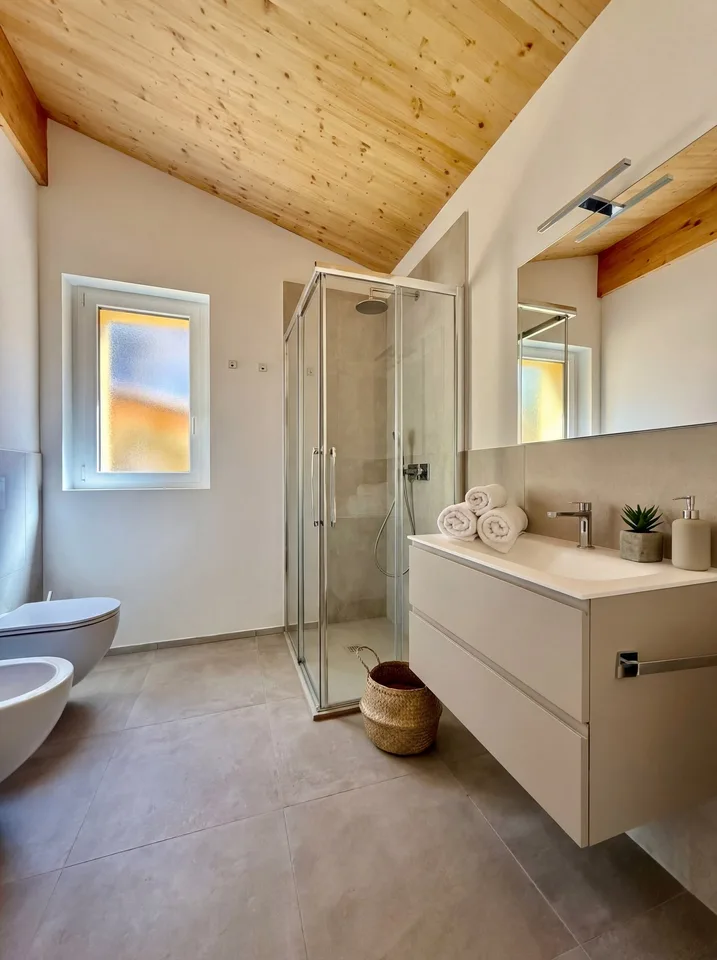 CADRO 4.5 | Mansarddachwohnung | Neu | Miete 2'200 | Nebenkosten 300 – Foto 6 von 8