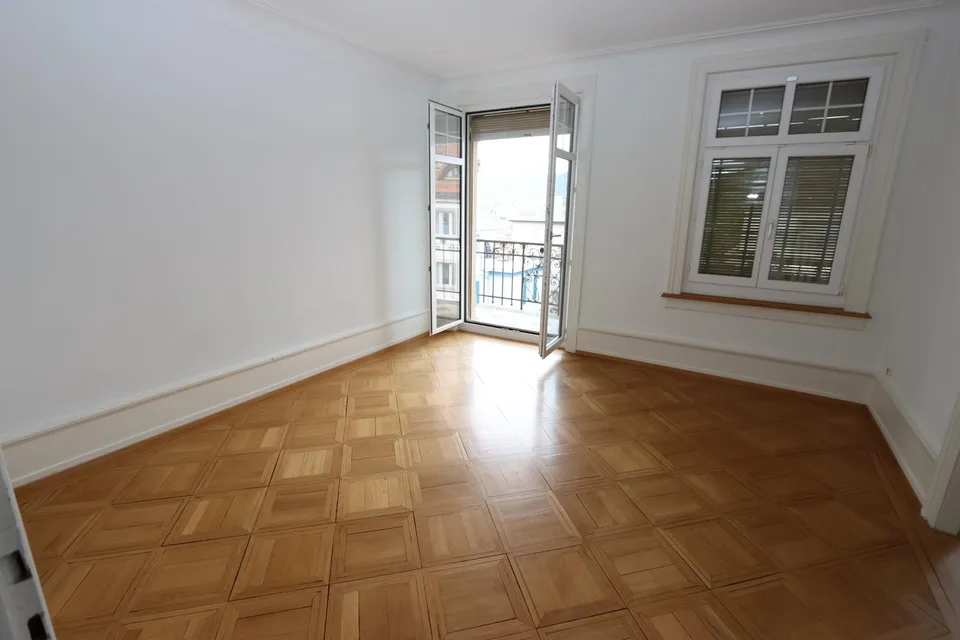 Jewel in District 6: Spacious 4.5-room apartment – photo 4 of 11