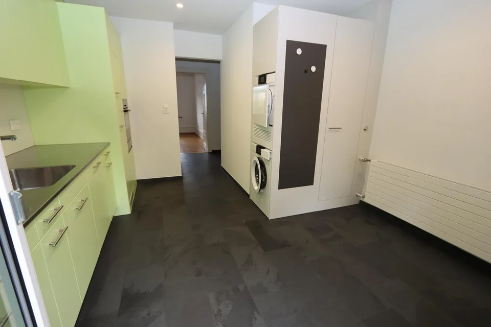 Jewel in District 6: Spacious 4.5-room apartment – photo 7 of 11