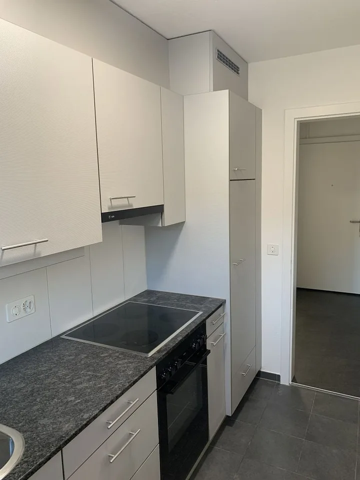 Appartement 2 pièces, 1er étage au milieu – photo 5 sur 12