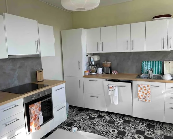 Préverenges, zwei Schritte vom See und den Geschäften entfernt: zur Miete ein geräumiges 3,5-Zimmer-Apartment – Foto 2 von 14