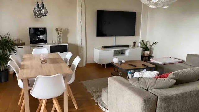Préverenges, zwei Schritte vom See und den Geschäften entfernt: zur Miete ein geräumiges 3,5-Zimmer-Apartment – Foto 5 von 14
