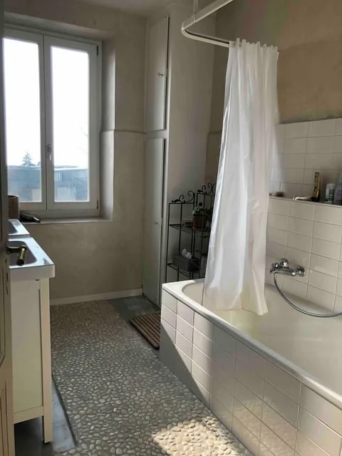 Préverenges, zwei Schritte vom See und den Geschäften entfernt: zur Miete ein geräumiges 3,5-Zimmer-Apartment – Foto 12 von 14
