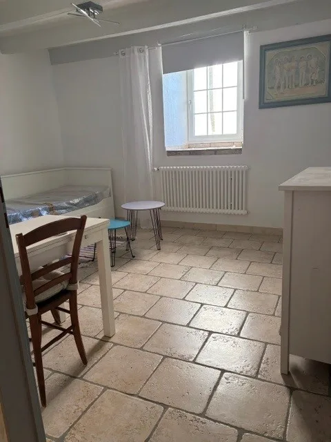 Studio à louer au 1er novembre 2026, rue du Bourg 15, à Montricher – photo 2 sur 8