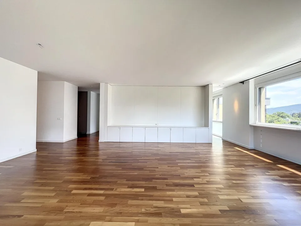 Bell'appartamento a due passi dal centro città su Grange-Canal – foto 2 di 3