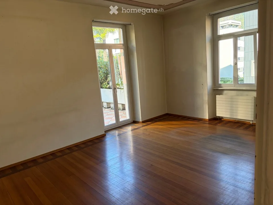 Exklusives und geräumiges 3.5-Zimmer-Apartment von ~200 m2 in Bellinzona – Foto 2 von 5
