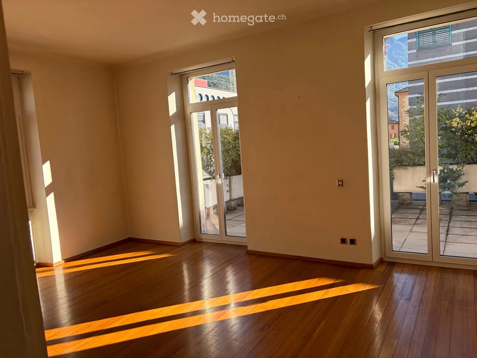 Exklusives und geräumiges 3.5-Zimmer-Apartment von ~200 m2 in Bellinzona – Foto 4 von 5