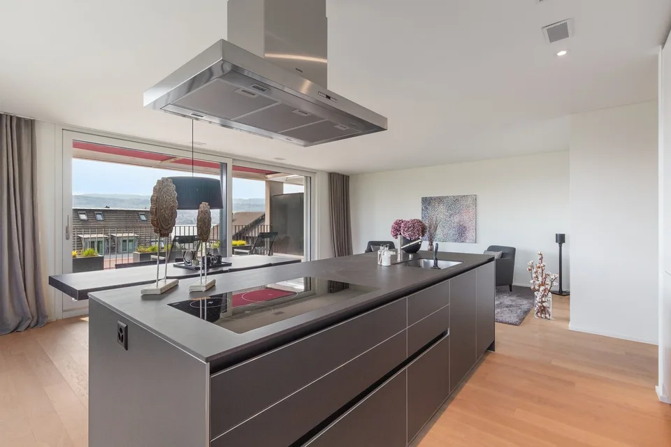 Exklusive Wohnung mit See- und Bergsicht in Meilen – Foto 3 von 10