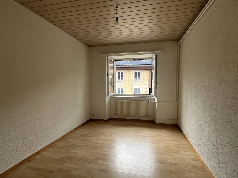 Appartement de 3.5pcs à louer à Courtedoux – photo 4 sur 6