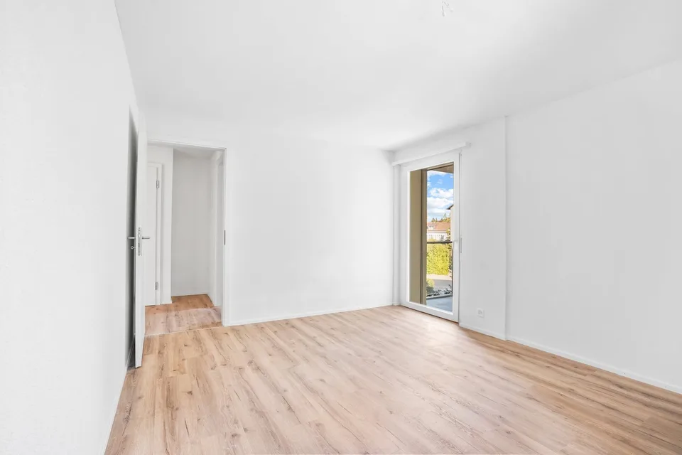 Neurenovierte 2-Zimmer-Wohnung mit Balkon – Foto 7 von 13