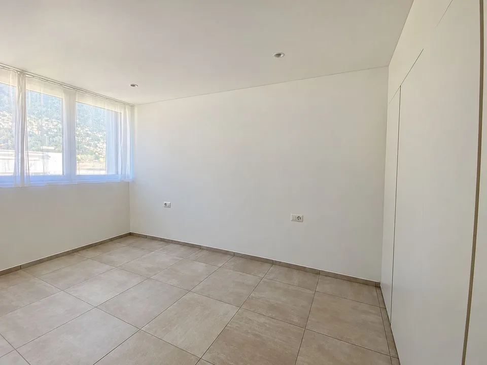 Helle 3.5-Zimmer-Wohnung nur wenige Schritte vom See entfernt – Foto 5 von 8