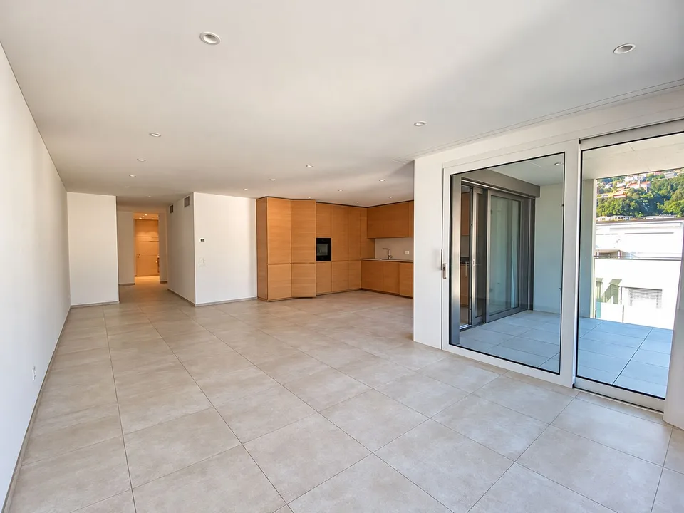 Helle 3.5-Zimmer-Wohnung nur wenige Schritte vom See entfernt – Foto 4 von 8