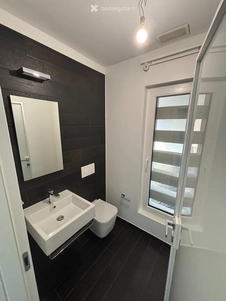 Moderne Einfamilienhaus in Ponte Capriasca zu vermieten – Foto 3 von 13