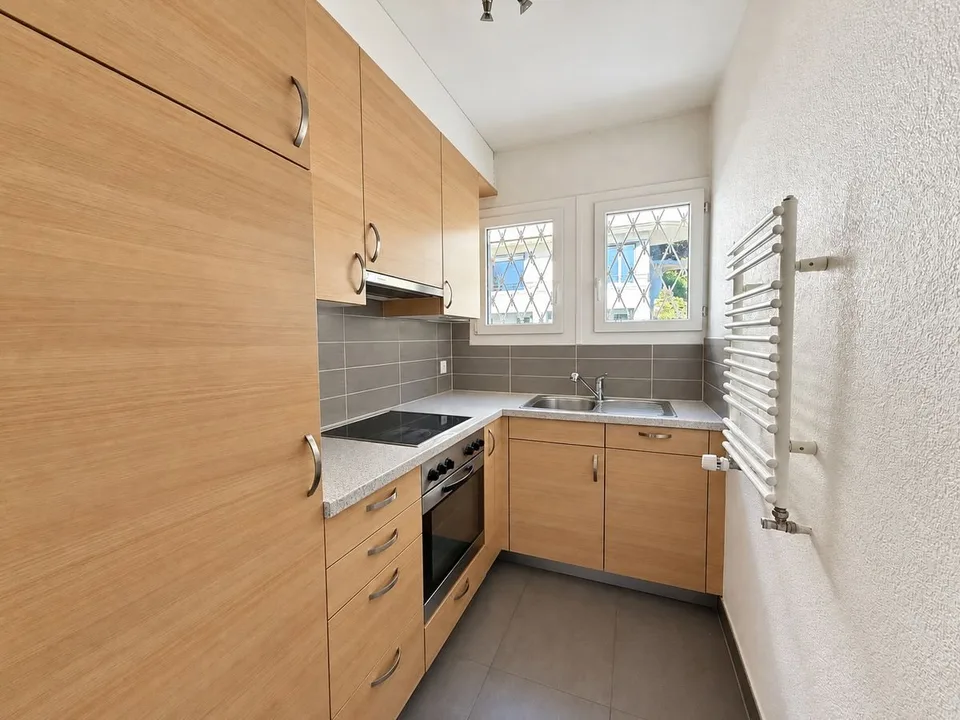 Montreux - Charmantes 2,5-Zimmer-Wohnung mit viel Charakter und nahe bei allem! – Foto 3 von 4
