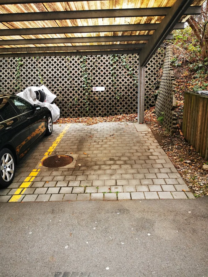 Non avete ancora un posto auto per la vostra macchina? – foto 2 di 3