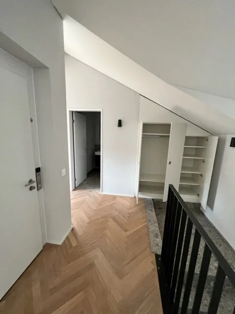 Vivere in loft di classe eccezionale - Sottolocatario ricercato immediatamente! – foto 11 di 13