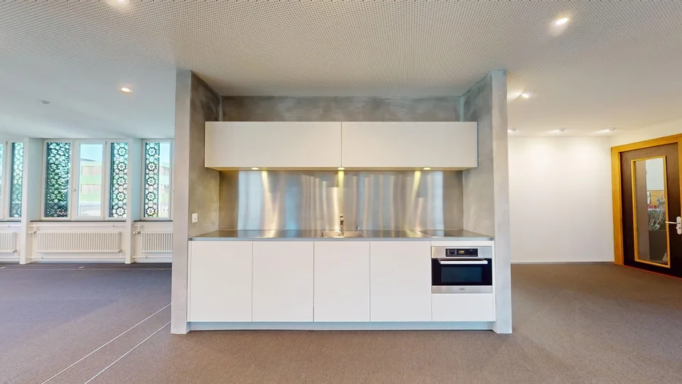 Attractive office space in a prime location in the center of Affoltern a. A. – photo 3 of 6
