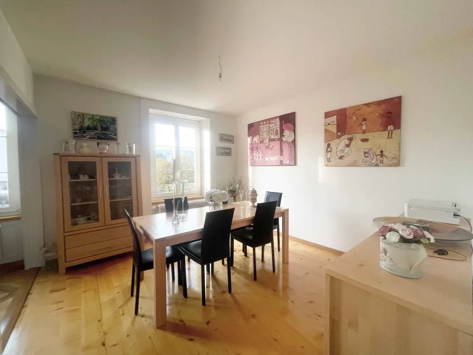 Spacieux appartement de 3,5 pièces avec balcon au cœur d'Yverdon-les-Bains – photo 2 sur 10