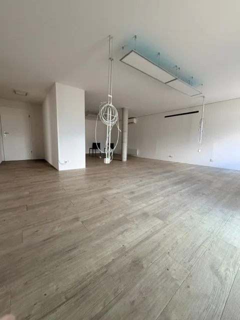 Zu vermieten – Gewerbefläche von 170 m² in Fully, unterteilt in 3 unabhängige Räume – Foto 6 von 13