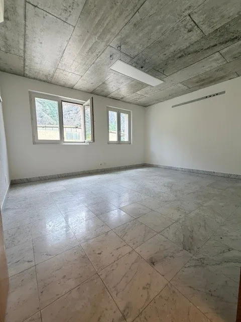 Zu vermieten – Gewerbefläche von 170 m² in Fully, unterteilt in 3 unabhängige Räume – Foto 12 von 13