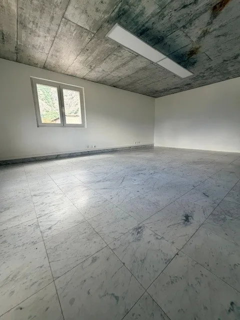 Zu vermieten – Gewerbefläche von 170 m² in Fully, unterteilt in 3 unabhängige Räume – Foto 11 von 13