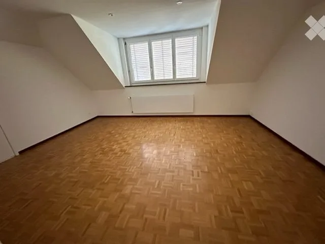 3 Zimmerwohnung, Zuchwil, 3. Stock, Wohn- und Geschäftshaus – Foto 4 von 5