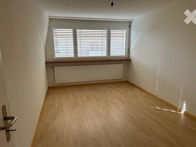 3 Zimmerwohnung, Zuchwil, 3. Stock, Wohn- und Geschäftshaus – Foto 5 von 5