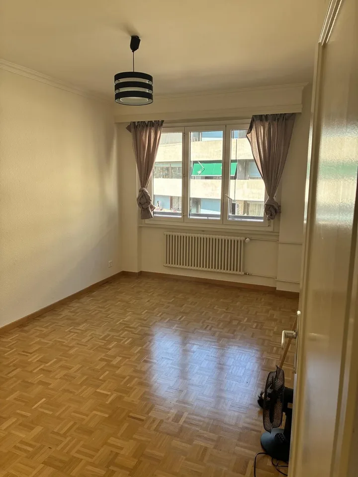 Vier-Zimmer-Wohnung mit viel Licht in Pâquis – Foto 6 von 10