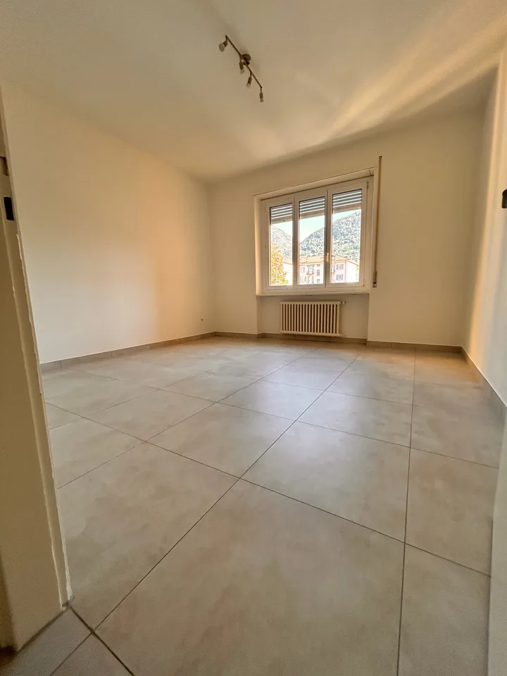 Appartement lumineux de 4 pièces avec balcon à Lugano – photo 5 sur 8