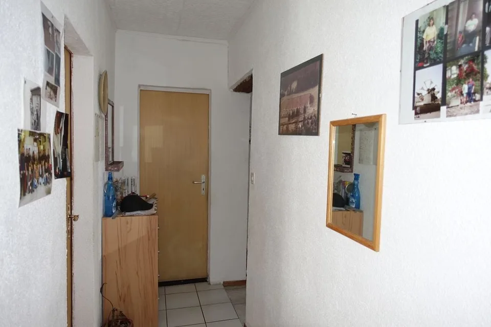 Tramelan - Einfamilienhaus mit 2 Wohnungen mit 3.5 Zimmern und Doppelhaushälfte mit 4.5 Zimmern – Foto 7 von 19
