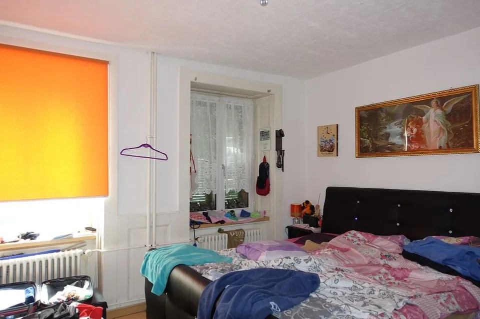 Tramelan - Einfamilienhaus mit 2 Wohnungen mit 3.5 Zimmern und Doppelhaushälfte mit 4.5 Zimmern – Foto 8 von 19