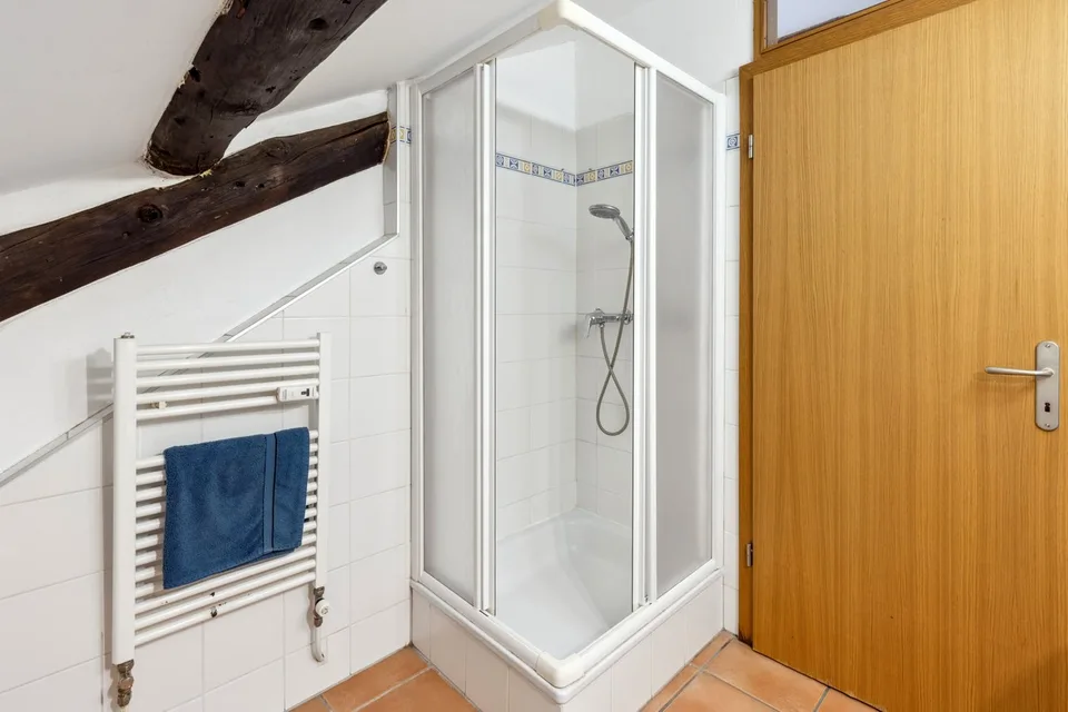 Mansardenwohnung eingerichtet in Biasca – sofort verfügbar – Foto 12 von 13