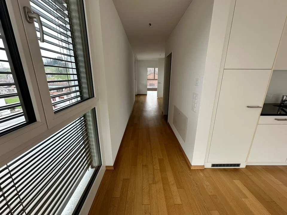 Charmante 2.5-Zimmer-Attikawohnung in Menznau – Foto 4 von 13