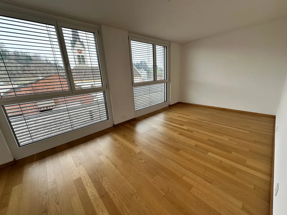Charmante 2.5-Zimmer-Attikawohnung in Menznau – Foto 10 von 13