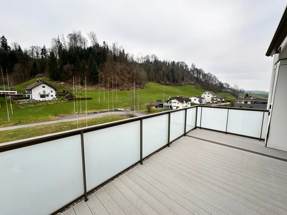 Charmante 2.5-Zimmer-Attikawohnung in Menznau – Foto 13 von 13
