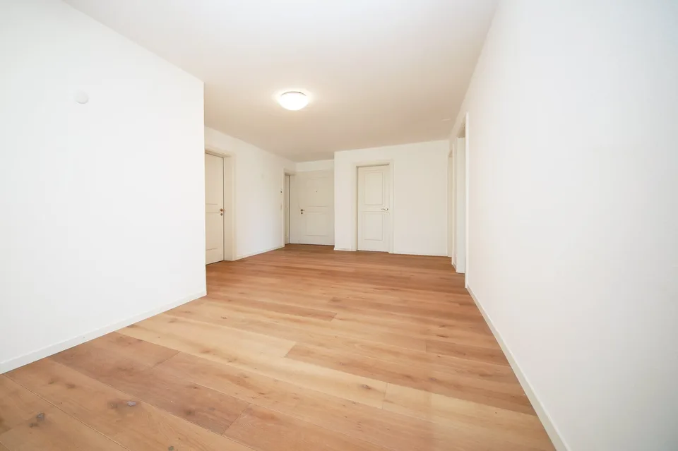 Herrschaftliche 4.5-Zimmer-Wohnung, 145 m2, mit voller Seesicht und grosser Terrasse – Foto 11 von 22