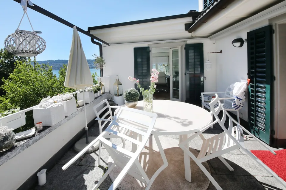 Herrschaftliche 4.5-Zimmer-Wohnung, 145 m2, mit voller Seesicht und grosser Terrasse – Foto 2 von 22